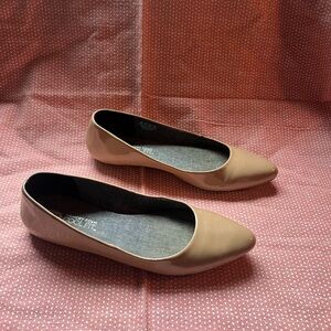 Dr. Scholl's Nude Flats
